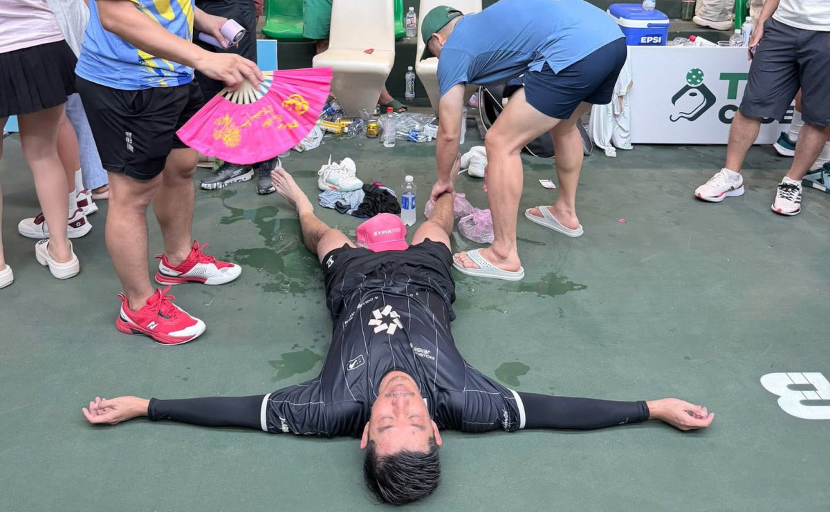 Hi88 Baccarat và Câu Chuyện Thể Thao: Đỗ Minh Quân Gục Ngã Sau Trận Chung Kết Pickleball - hình ảnh - hi88vipvn.com Hi88 Baccarat và Câu Chuyện Thể Thao: Đỗ Minh Quân Gục Ngã Sau Trận Chung Kết Pickleball - hình ảnh - hi88vipvn.com