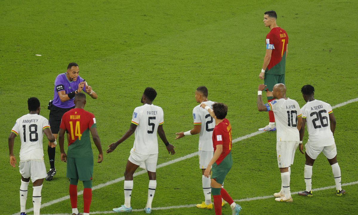 Hi88 cược bóng đá: Vì sao World Cup lại là sự kiện lớn nhất hành tinh? - hình ảnh - hi88vipvn.com
