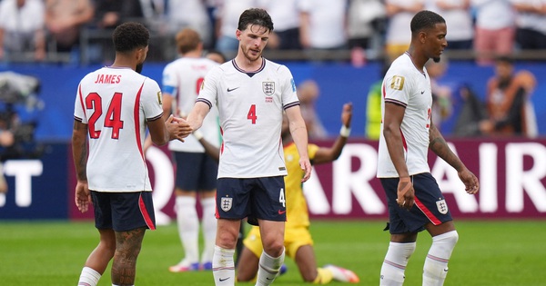 Declan Rice gây lo lắng cho đội tuyển Anh, HLV Tuchel cho cầu thủ đi chơi golf - hình ảnh - hi88vipvn.com