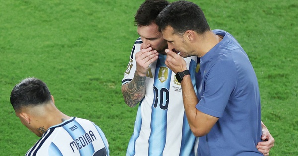Scaloni đáp trả HLV Ancelotti khi chê Argentina ‘đá chậm’, tiết lộ Messi rất ổn: góc nhìn mới cho người chơi Việt - hình ảnh - hi88vipvn.com Scaloni đáp trả HLV Ancelotti khi chê Argentina ‘đá chậm’, tiết lộ Messi rất ổn: góc nhìn mới cho người chơi Việt - hình ảnh - hi88vipvn.com