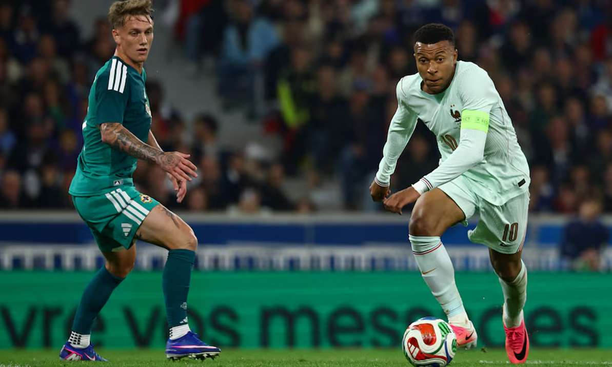 Hi88 Cược Bóng Đá: Deschamps Tin Mbappe Để Dành Bàn Thắng Cho World Cup 2026 - hình ảnh - hi88vipvn.com Hi88 Cược Bóng Đá: Deschamps Tin Mbappe Để Dành Bàn Thắng Cho World Cup 2026 - hình ảnh - hi88vipvn.com