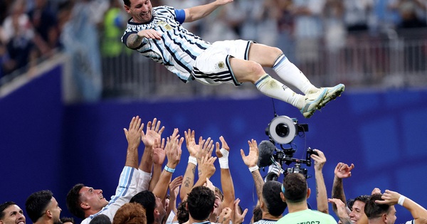 Roy Keane ca ngợi tinh thần ‘chiến đấu đường phố’ của Argentina sau kỳ tích lội ngược dòng không tưởng: góc nhìn mới cho người chơi Việt - hình ảnh - hi88vipvn.com Roy Keane ca ngợi tinh thần ‘chiến đấu đường phố’ của Argentina sau kỳ tích lội ngược dòng không tưởng: góc nhìn mới cho người chơi Việt - hình ảnh - hi88vipvn.com